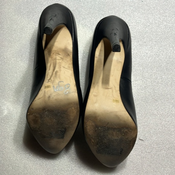 BCBG Generation leather hidden platform heels - Picture 3 of 8